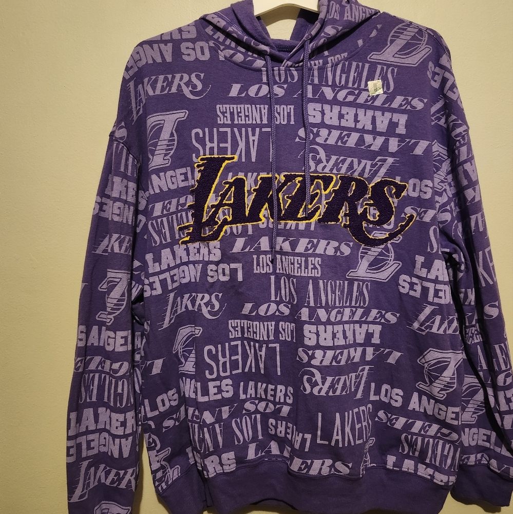 NWT Women's NBA Lakers Graphic Hoodie -Purple Size Large -Textured Lakers Loho